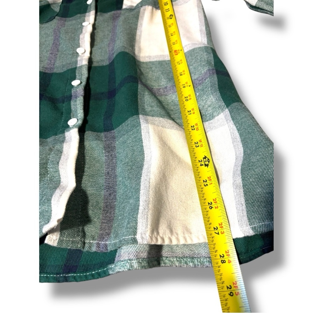 Shein Plaid Flannel Green and White Button-Up Womens Long Sleeve Shirt - Picture 7 of 15